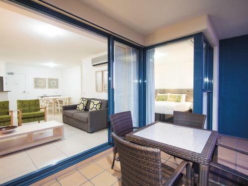 Aparthotel Oaks Seaforth Resort