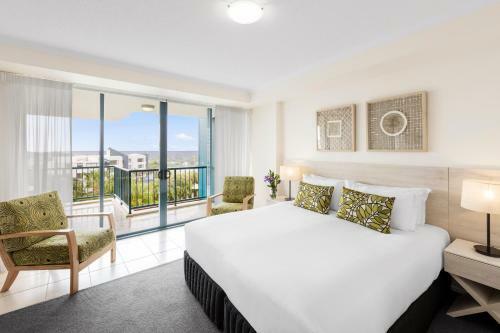Aparthotel Oaks Seaforth Resort