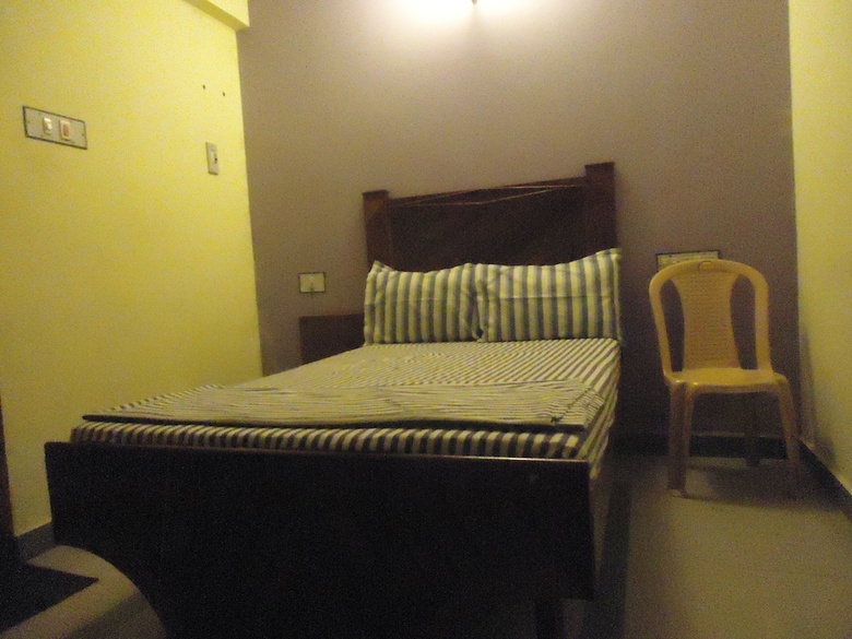 Lodge Arudhra Residency