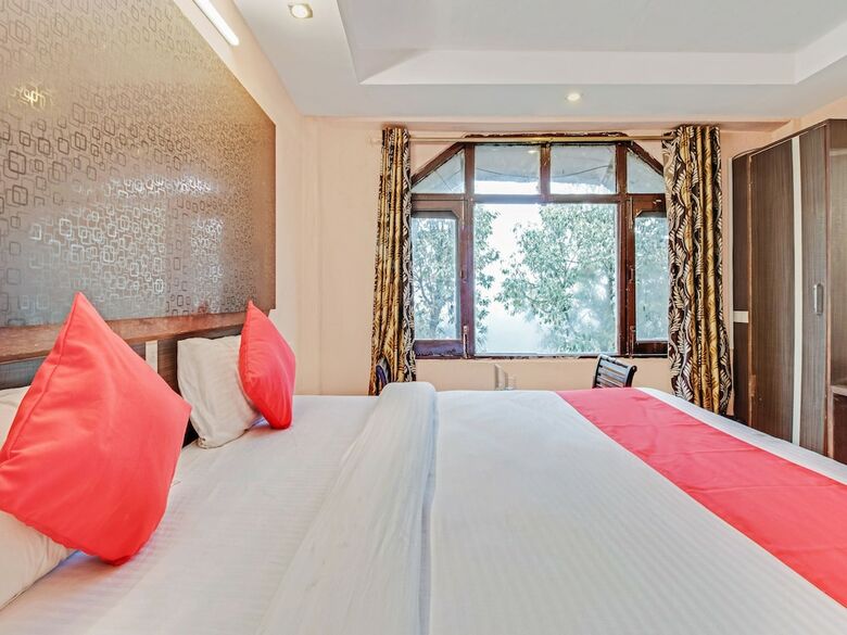 Oyo 23363 Hotel Highland