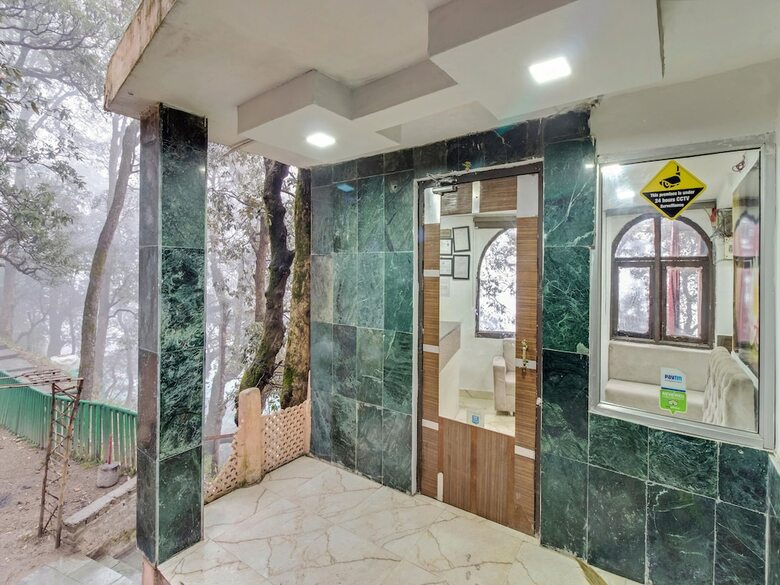 Oyo 23363 Hotel Highland