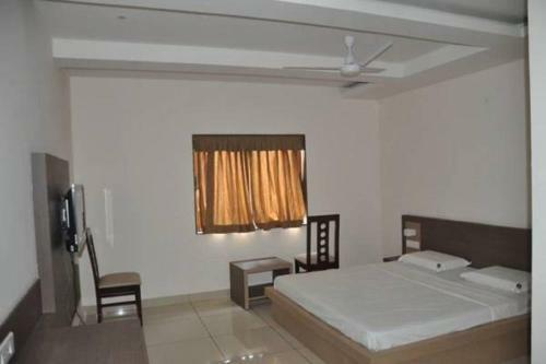 Hotel Shivaprasad Grand