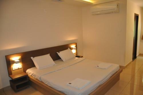 Hotel Shivaprasad Grand