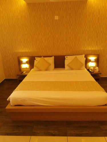Hotel Shivaprasad Grand