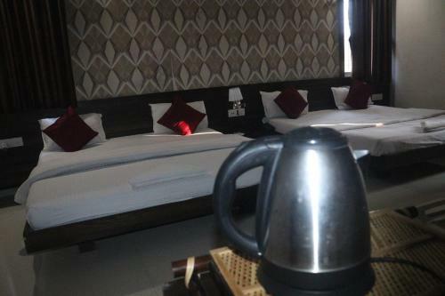 Hotel Rudraksha Inn