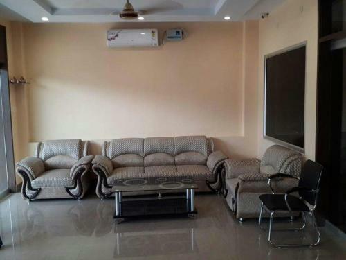 Hotel Lord Shiva