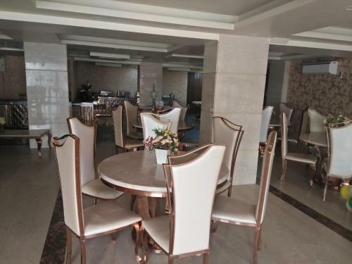 Hotel The Grand Parisian