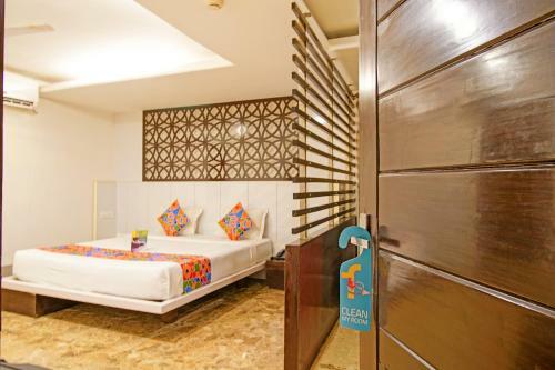 Fabhotel White Klove Paharganj