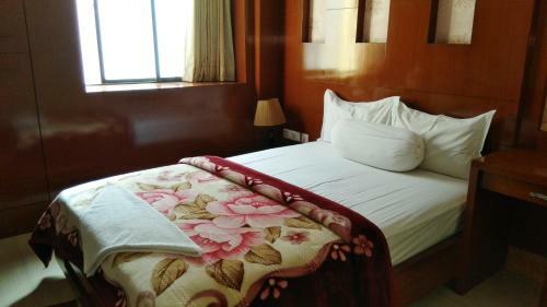 Hotel Banerjee Inn , City Center