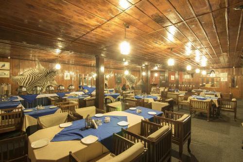 Lodge Nedous Hotel Gulmarg