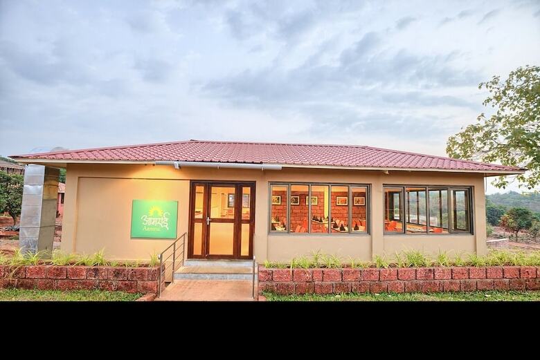 Hotel Mango Village Resort