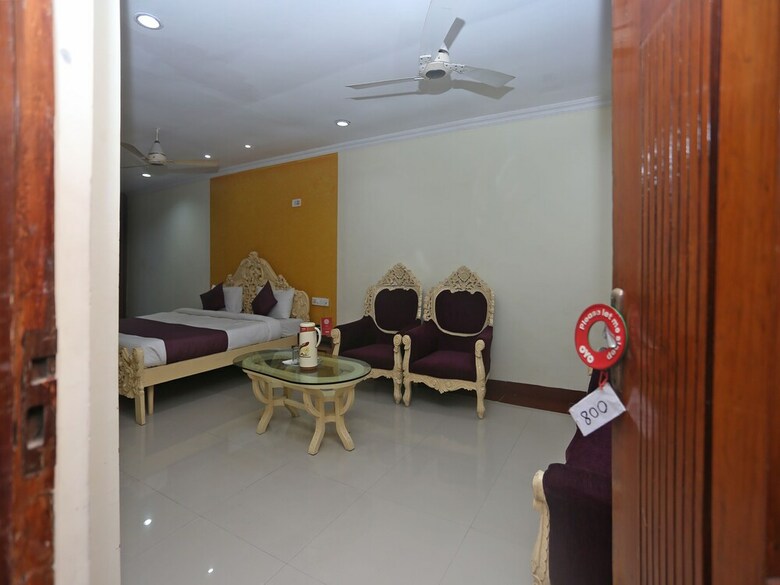 Oyo 8955 Hotel Bobina
