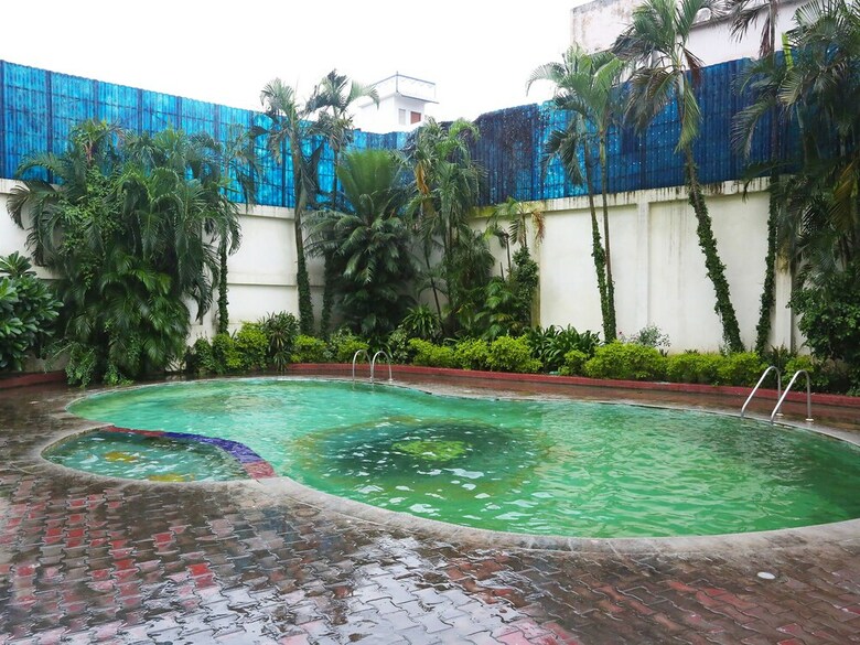Oyo 8955 Hotel Bobina
