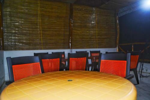 Hotel Crossbill Resort