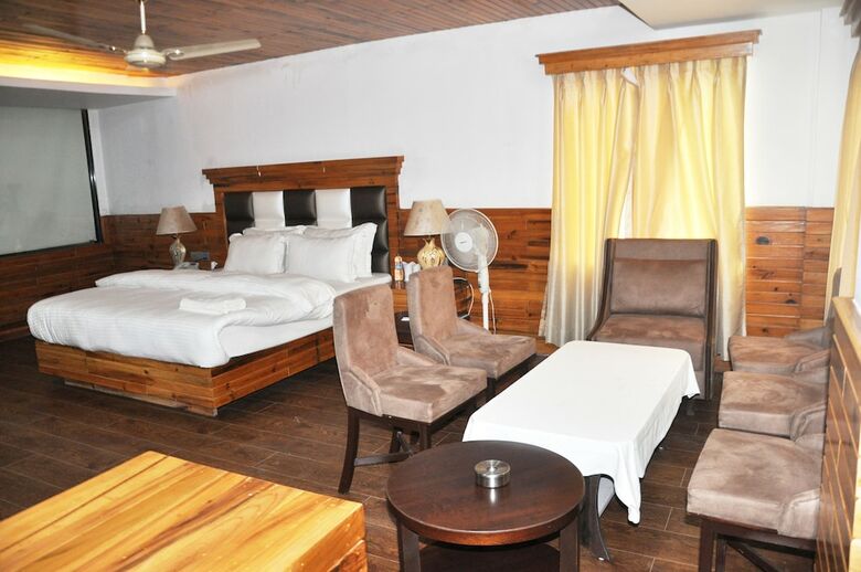 Waii International Hotel