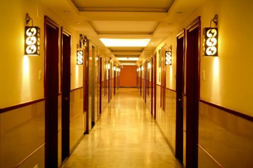 Hotel Yasodha Towers