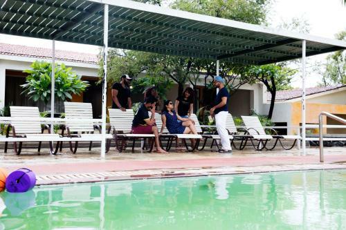 Hotel Manas Lifestyle Resort