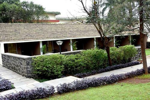 Hotel Manas Lifestyle Resort