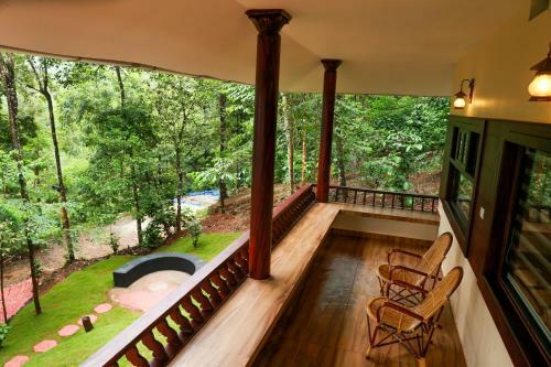 Green Garden Lotus Villa
