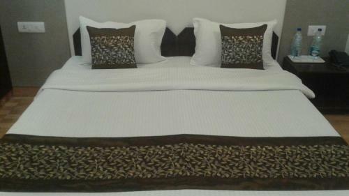 Hostal Pamposh Guest House Gk II Market