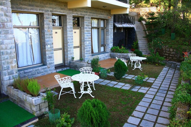 Hotel Kasauli Castle Resort
