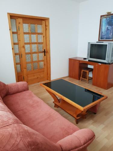 Hotel Guest House Karov - 2 Stars