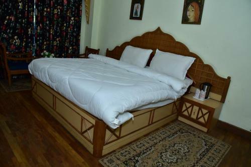 Hotel Snow King Retreat