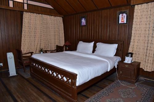 Hotel Snow King Retreat