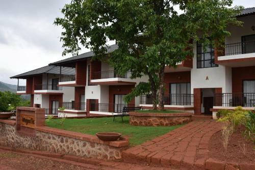 Hotel Forest Escapes Koyna