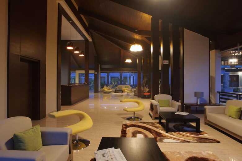Hotel Purple Palms Resort & Spa