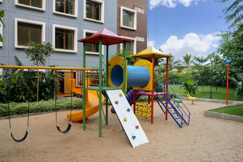 Hotel Purple Palms Resort & Spa