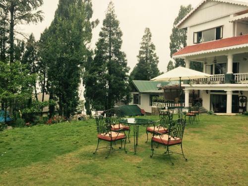 Hotel Sourenee Tea Estate
