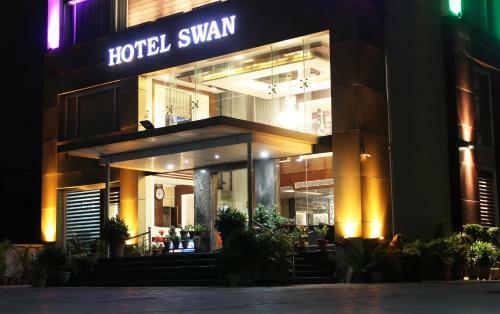 Hotel Swan Zirakpur