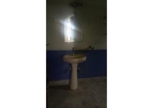 Hotel Hillview Rooms Near Mussoorie Jheel