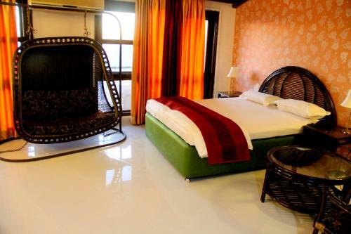 Hotel Vasant Palace Mussoorie Mallroad