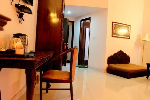 Hotel Vasant Palace Mussoorie Mallroad