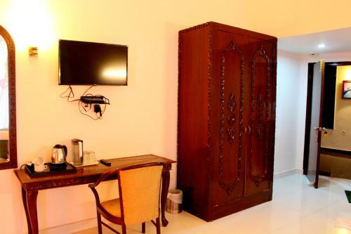 Hotel Vasant Palace Mussoorie Mallroad