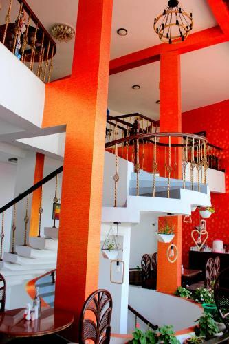 Hotel Vasant Palace Mussoorie Mallroad