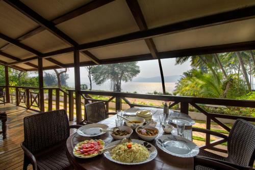 Bed & Breakfast Saffronstays Little Paradise