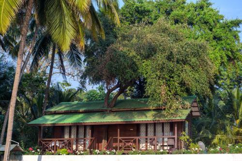 Bed & Breakfast Saffronstays Little Paradise