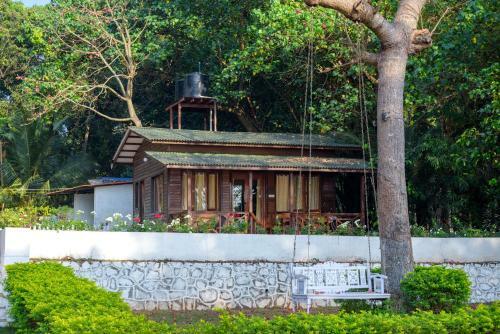 Bed & Breakfast Saffronstays Little Paradise