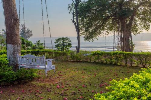 Bed & Breakfast Saffronstays Little Paradise