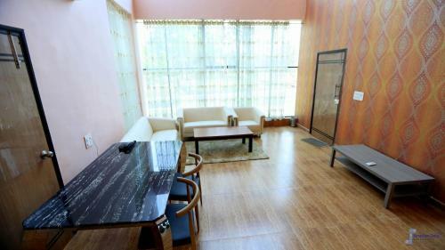 Hotel Crystal Homes