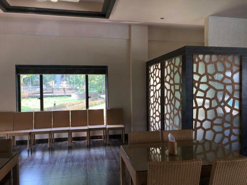 Hotel Crystal Homes
