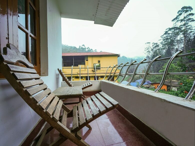 Oyo 10641 Hotel Misty Hills