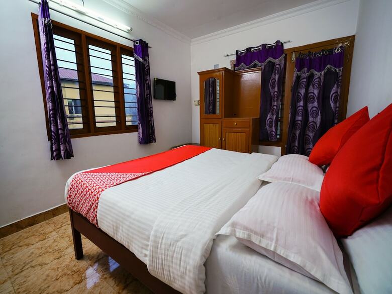 Oyo 10641 Hotel Misty Hills