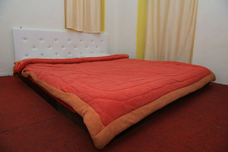 Prince Hotel Mallroad