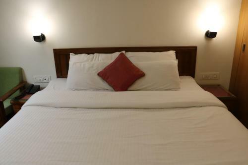 The Three Oaks Boutique Hotel