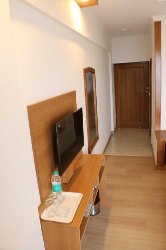 The Three Oaks Boutique Hotel