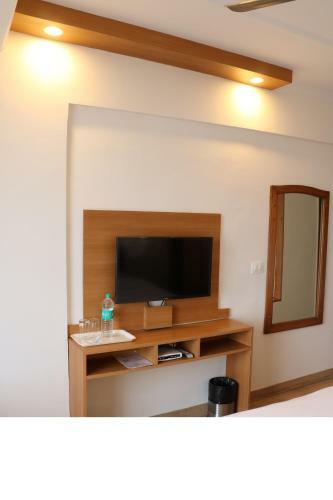 The Three Oaks Boutique Hotel